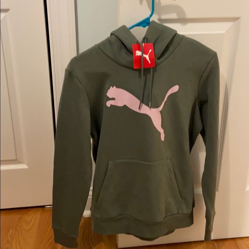NWT puma hoodie